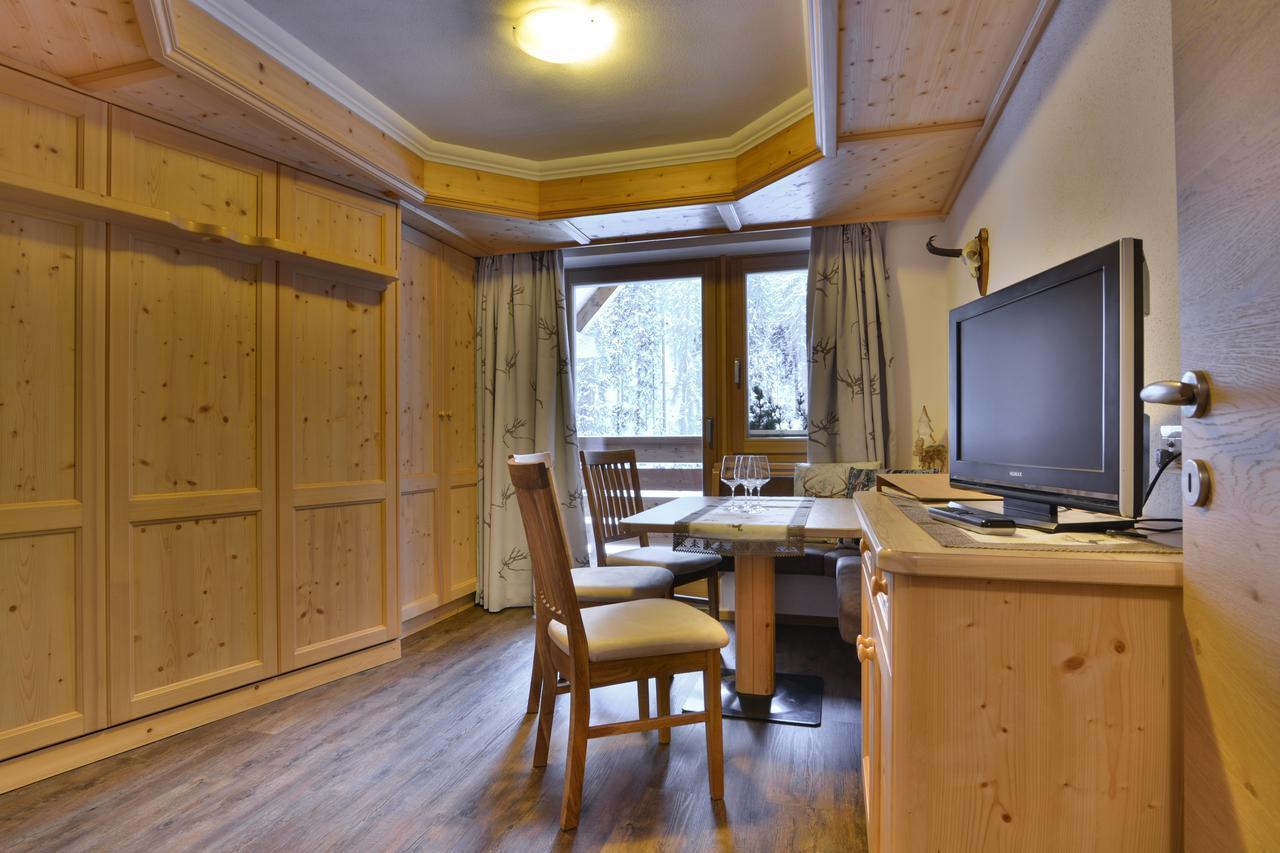 Residence Ciasa Vedla บาเดีย ภายนอก รูปภาพ